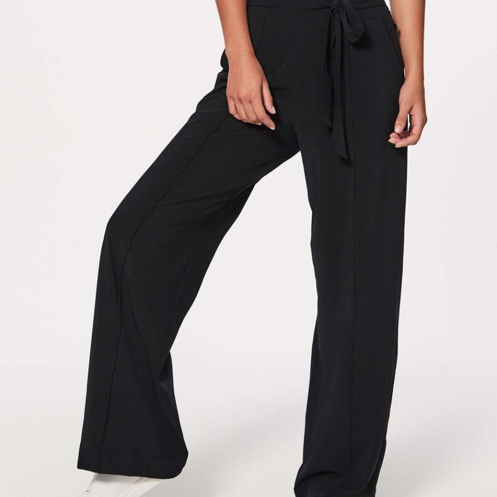 LULULEMON NOIR PANTS BLACK HIGH RISE WIDE LEG NWT - Picture 1 of 5